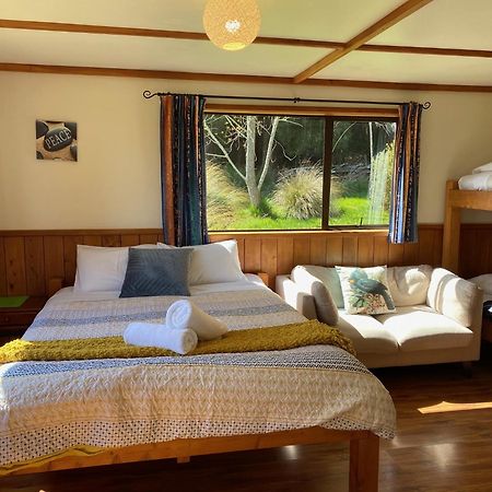 Freestone Cabins Manapouri Exterior photo